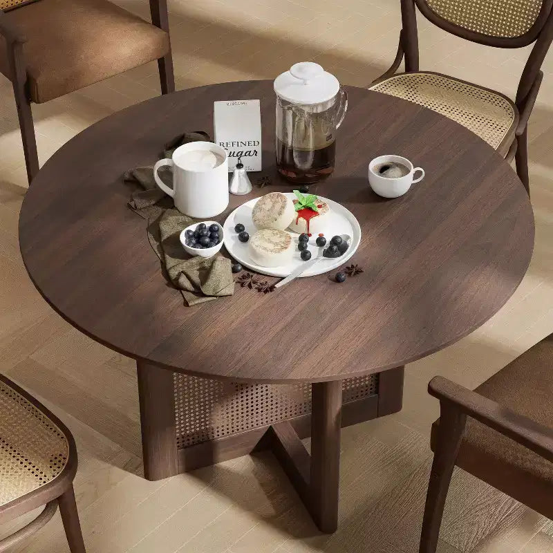 46 inch Round Brown Rattan Dining Table for 4-6 People Suitable for Dining Room and Living Room